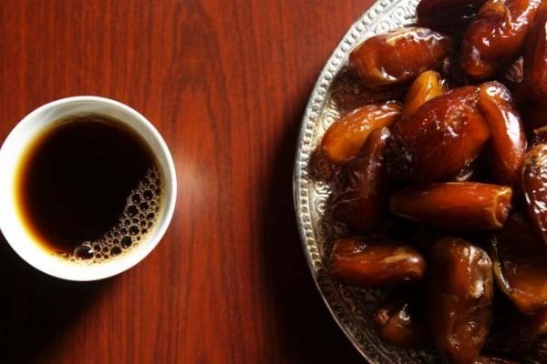 سرکه خرما چاشنی متفاوت برای طعم دهی به غذا ها